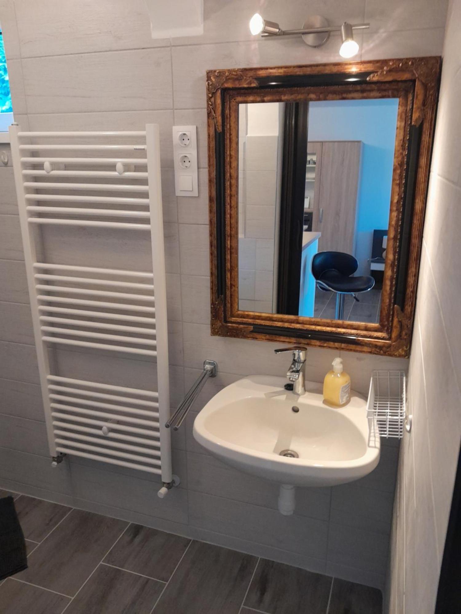Nyirfa Apartmanhaz Zalakaros Exteriör bild