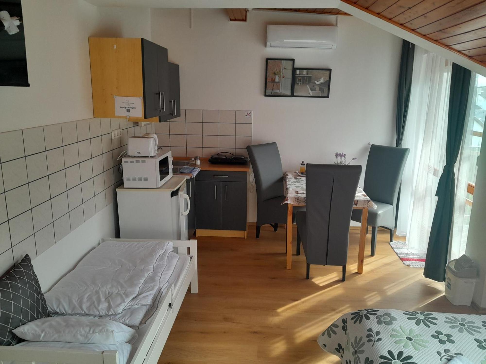 Nyirfa Apartmanhaz Zalakaros Exteriör bild